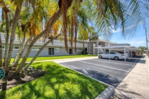 $549,900 : 400 Larboard Way Apt 106, Clearwater Beach, FL 33767